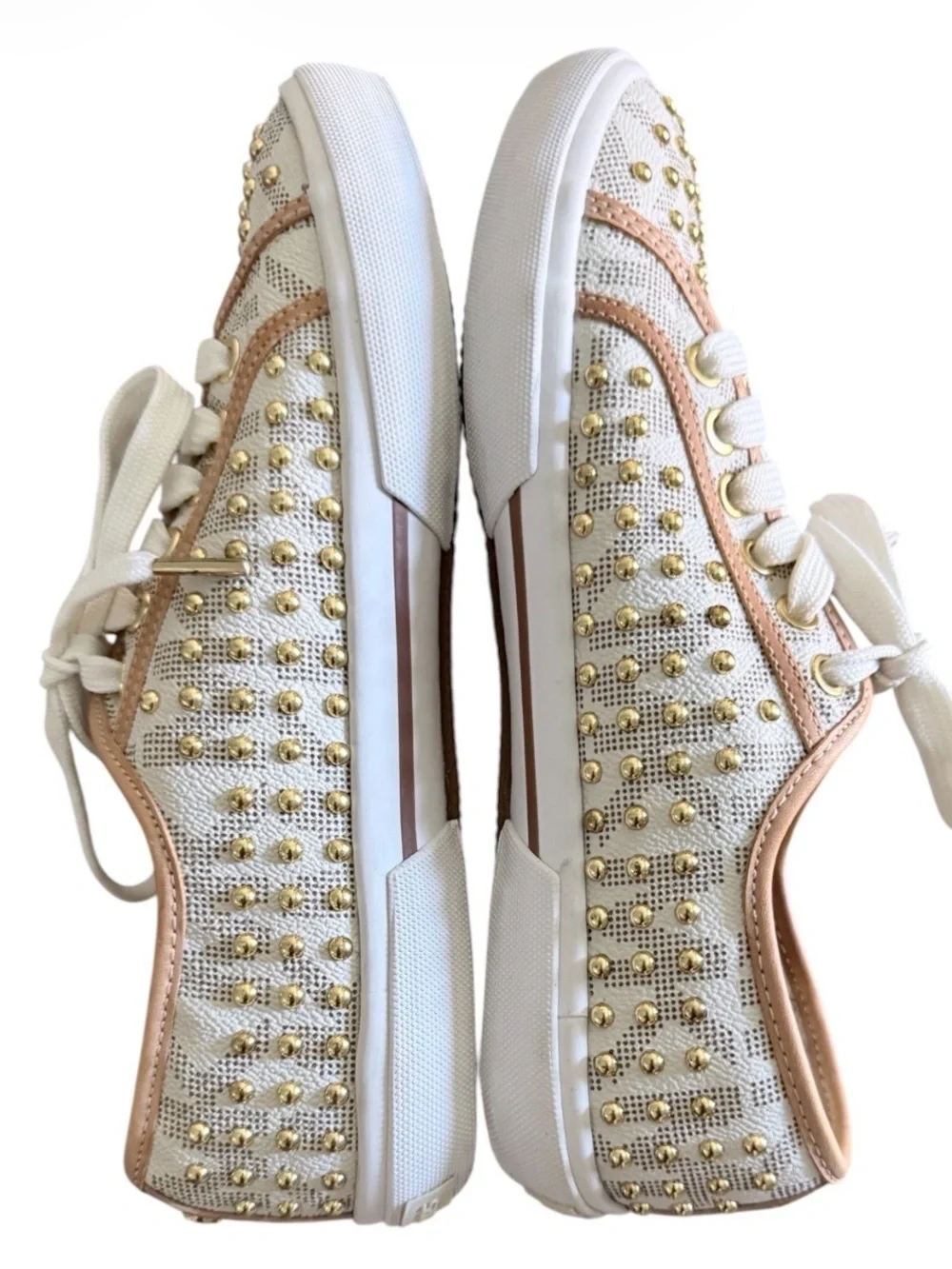 Michael Kors Medici women’s 8M studded lace up leather white & tan logo sneaker